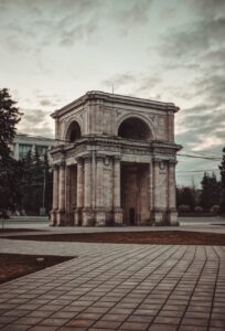 brown concrete building